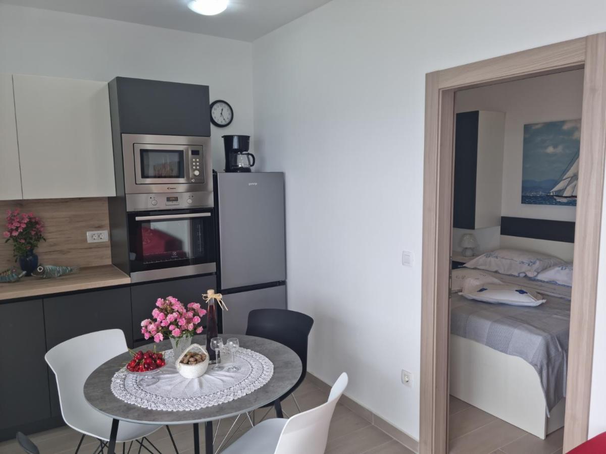 Kamena Kuca Pandorovica Apartman *